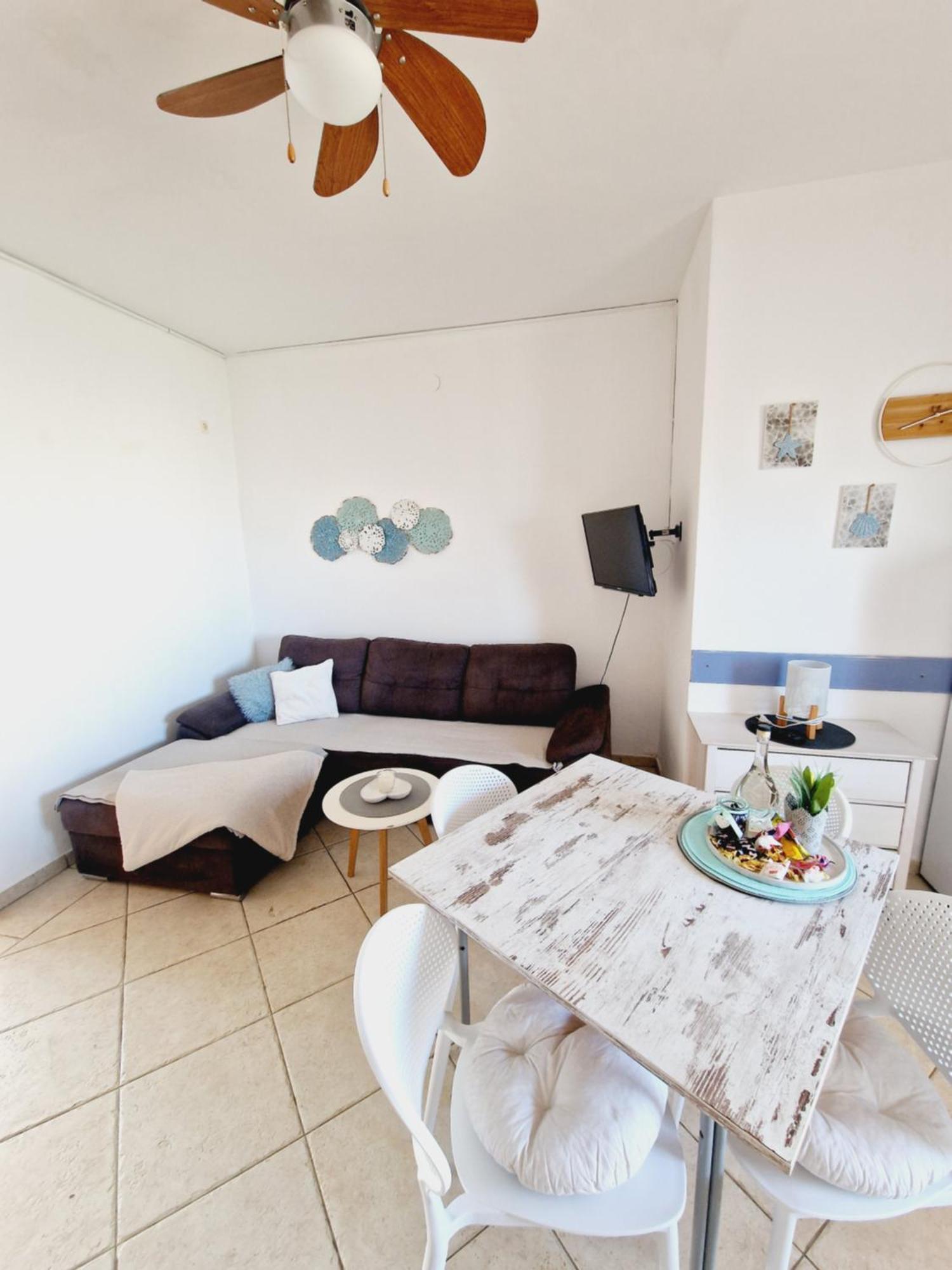 Apartment Melani Vir Exteriör bild