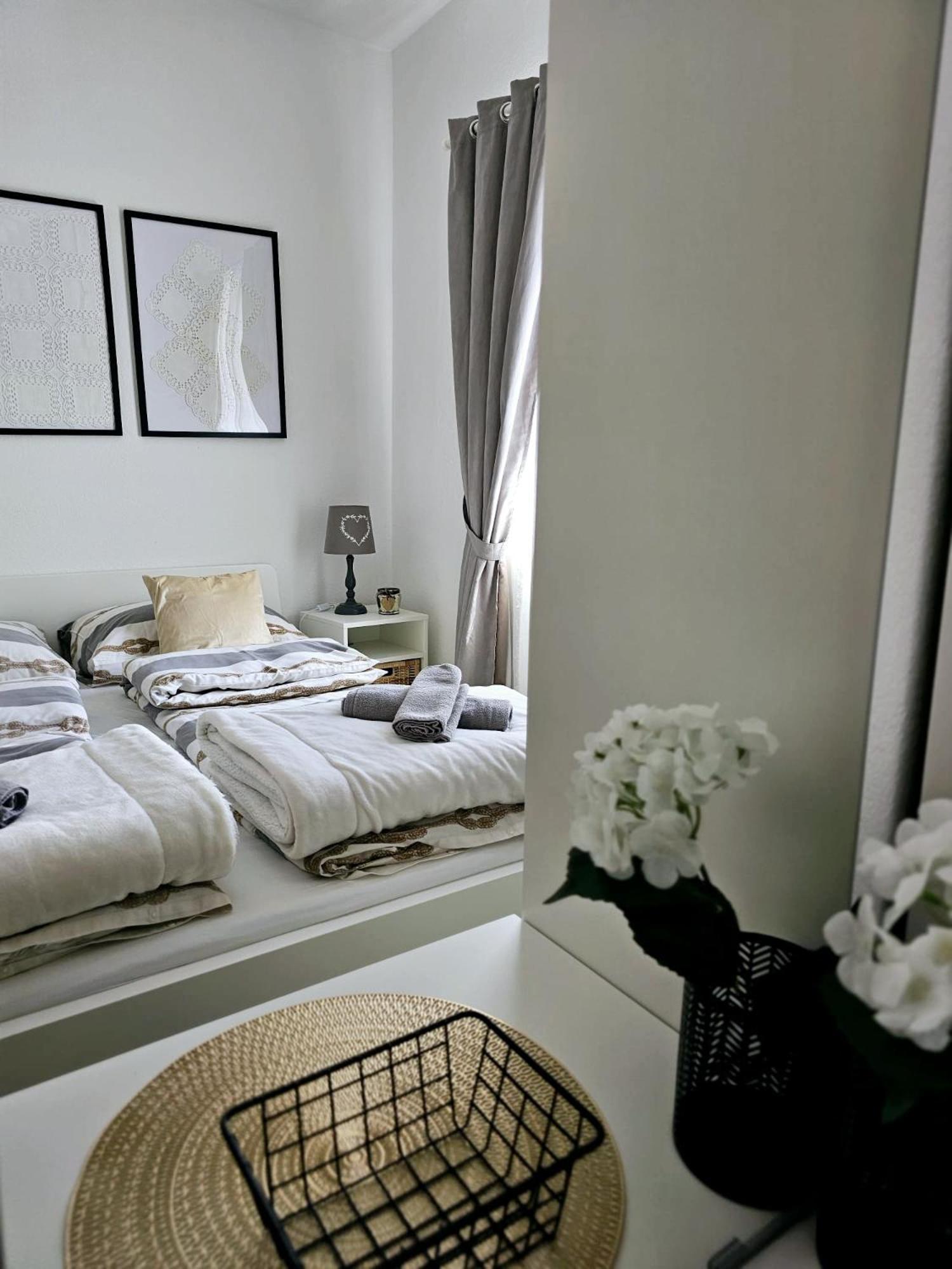 Apartment Melani Vir Exteriör bild
