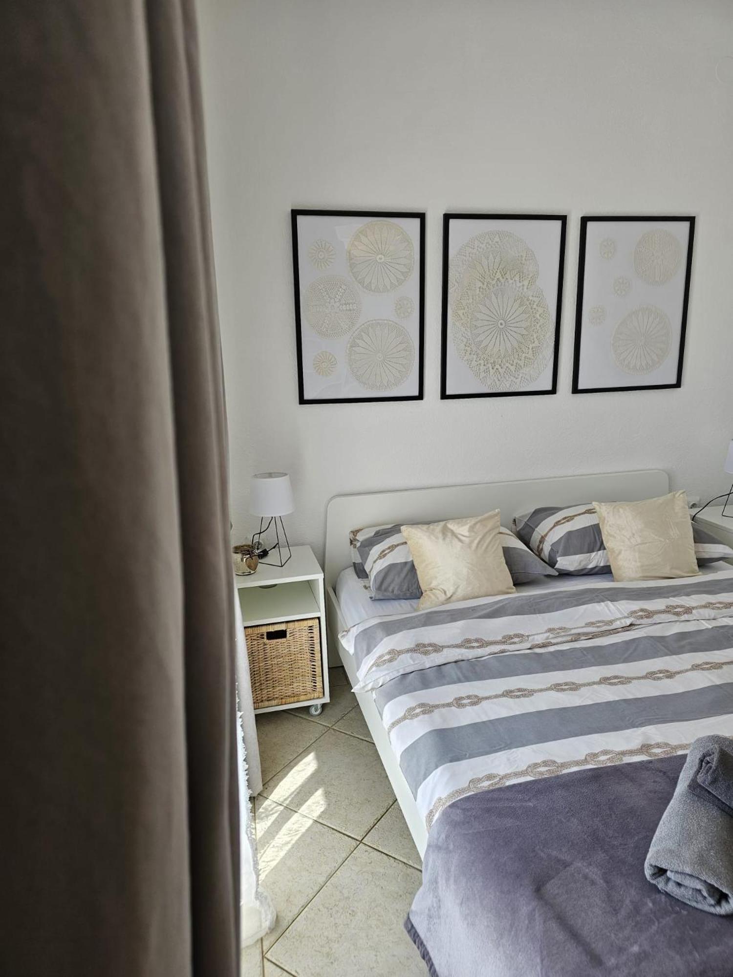 Apartment Melani Vir Exteriör bild